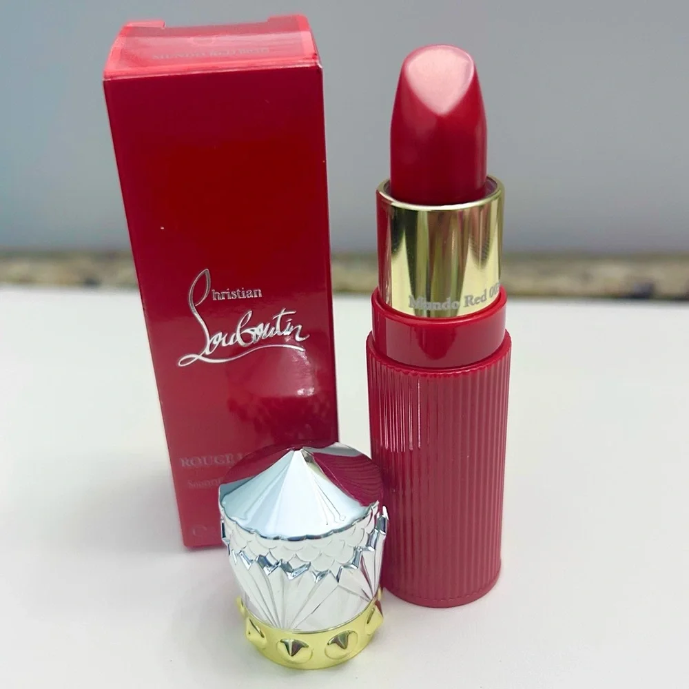 Christian Louboutin Red Lipstick -… Glow on the go— Mundo Red 003G🥳🥳❌❌